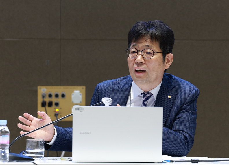 유상대 한국은행 부총재. 사진=한국은행